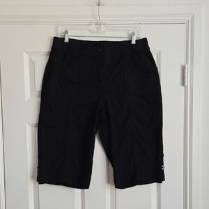 Chico's Classic Black Cargo Capris